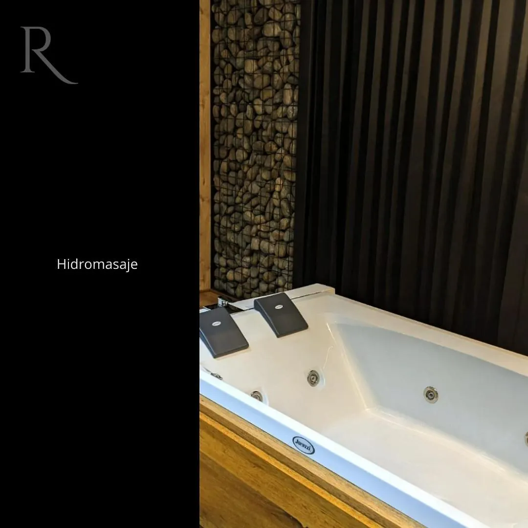 Roca Lodge Quito